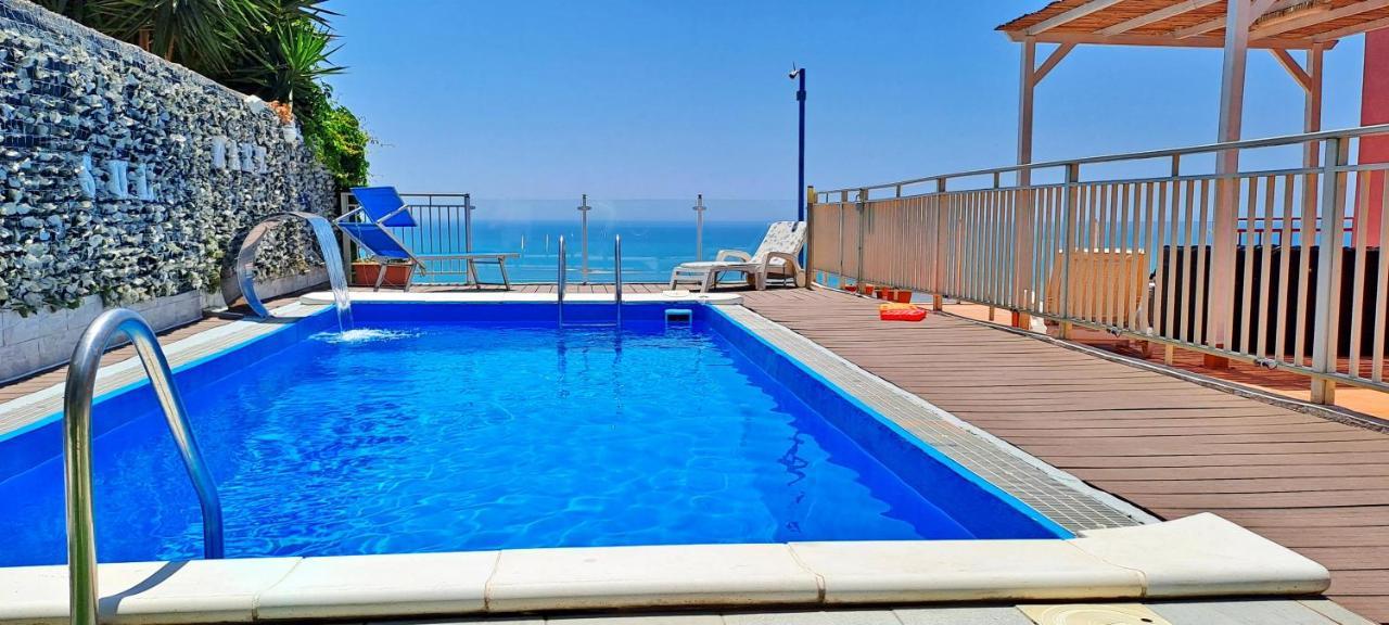 فيلا La Terrazza Sul Mare Di Bellavista بورتو إمبيدوكْلي المظهر الخارجي الصورة