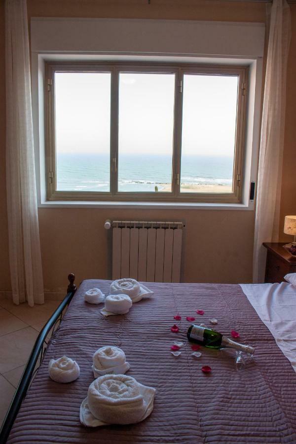 فيلا La Terrazza Sul Mare Di Bellavista بورتو إمبيدوكْلي المظهر الخارجي الصورة